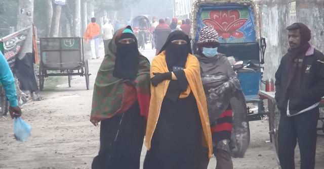 ঝালকাঠিতে তীব্র শীত ও ঘন কুয়াশায় জনজীবন বিপর্যস্ত