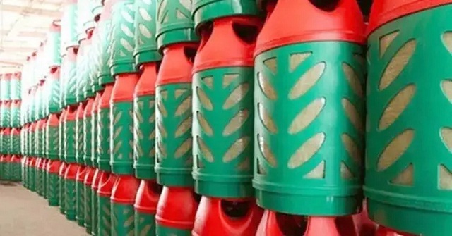 ১২ কেজি গ্যাস সিলিন্ডারের দাম বাড়লো ৫০ টাকা