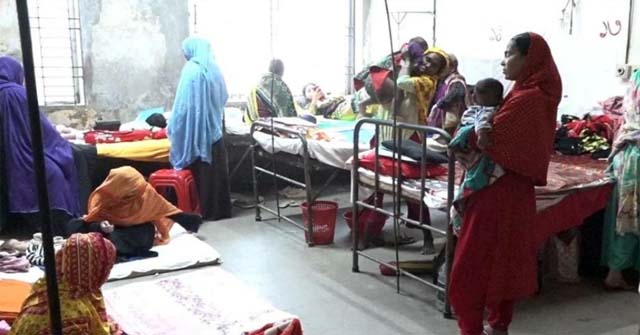 বরিশালে তীব্র শীতে বিপর্যস্ত জনজীবন, ঠান্ডাজনিত রোগে আক্রান্ত হচ্ছে শিশুরা