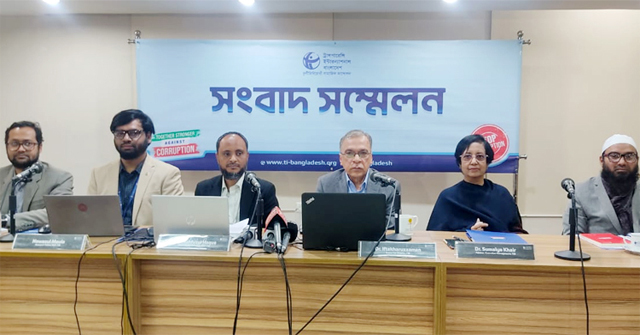 নির্বাচনে ২৯৯ আসনের মধ্যে ২৪১টি আসনে প্রতিদ্বন্দ্বিতা হয়নি : টিআইবি