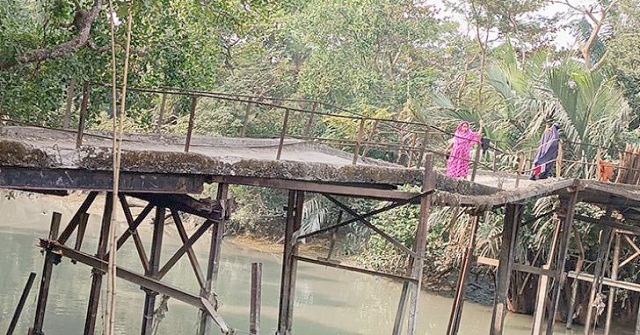 বরগুনায় সিডরে ক্ষতিগ্রস্ত সেতু সংস্কার হয়নি এখনো