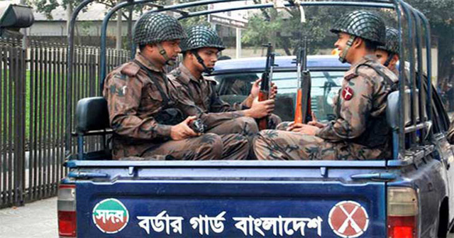 আইনশৃঙ্খলা রক্ষায় সারা দেশে ২৩২ প্লাটুন বিজিবি মোতায়েন
