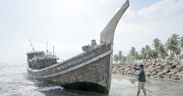 ১১২ রোহিঙ্গাকে কারাগারে পাঠাল মিয়ানমারের আদালত