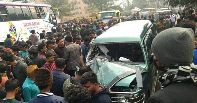  বরিশালে বাসের সঙ্গে চেয়ারম্যানের জিপের মুখোমুখি সংঘর্ষ, আহত ৫
