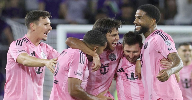  মেসির জোড়া গোলে অরল্যান্ডোর মাঠে মায়ামির ইতিহাস