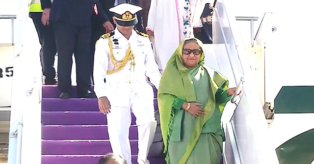 মদিনায় পৌঁছেছেন প্রধানমন্ত্রী