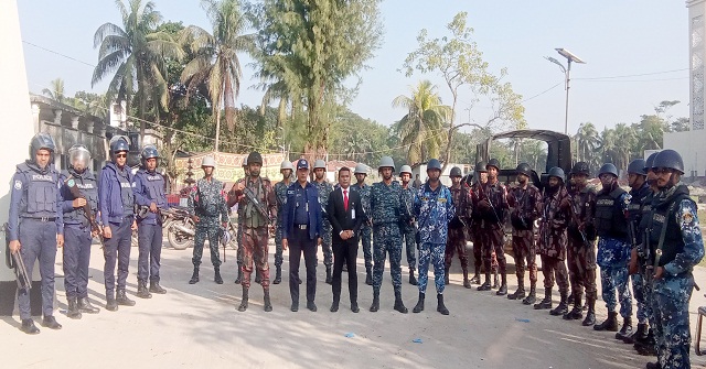 মনপুরা ৪ স্তরের নিরাপত্তা, ২৫ কেন্দ্র গুরে দেখলেন আইনশৃঙ্খলা বাহিনী 