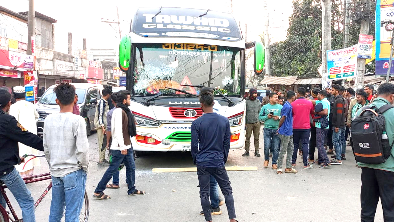 ই-অরেঞ্জের বিরুদ্ধে মামলা