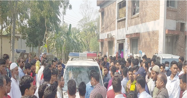 বিয়ের নিমন্ত্রণপত্র দিতে গিয়ে নিহত বর, কাঁদছেন স্বজনরা