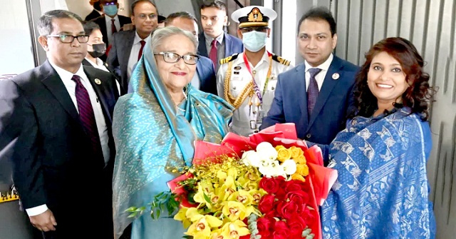 স্বল্পোন্নত দেশগুলোর সম্মেলনে যোগ দিতে দোহা পৌঁছেছেন প্রধানমন্ত্রী