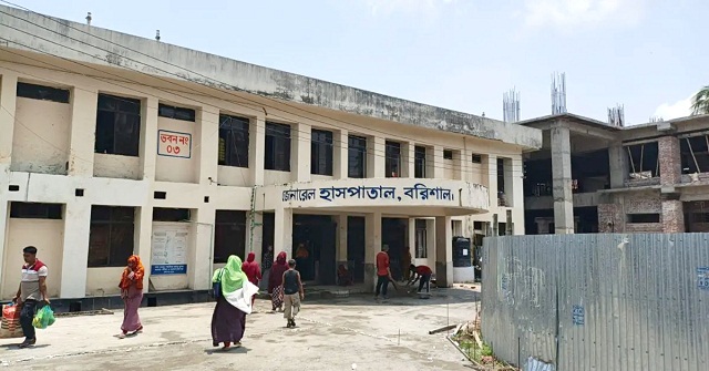 বরিশালে ফের বাড়ছে ডায়রিয়ার প্রকোপ, হাসপাতালে দেড় শতাধিক