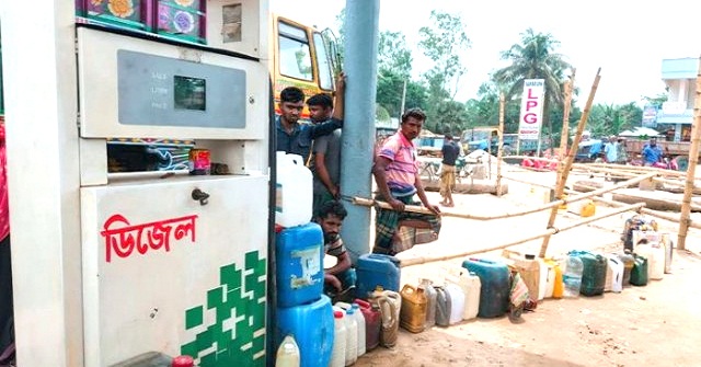  জ্বালানি সংকট ও লোডশেডিংয়ে অচল সেচ পাম্প, বোরো আবাদ নিয়ে দুশ্চিন্তায় কৃষকরা