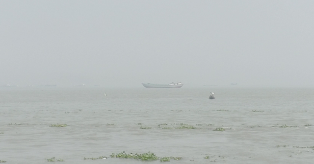 ভোলায় তেলবাহী জাহাজ ডুবি