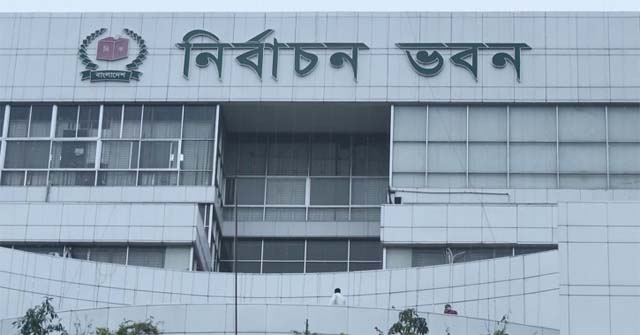  আজ  থেকে মাঠে নেমেছেন ৬৫৩ জন ম্যাজিস্ট্রেট
