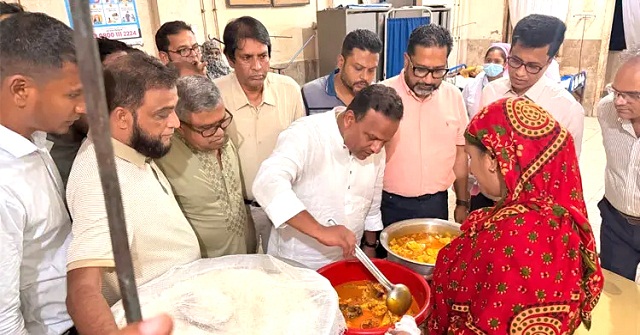 পিরোজপুর সদর হাসপাতালে চিকিৎসাসেবা ও খাবারের মান খতিয়ে দেখার নির্দেশ দুই প্রতিমন্ত্রীর