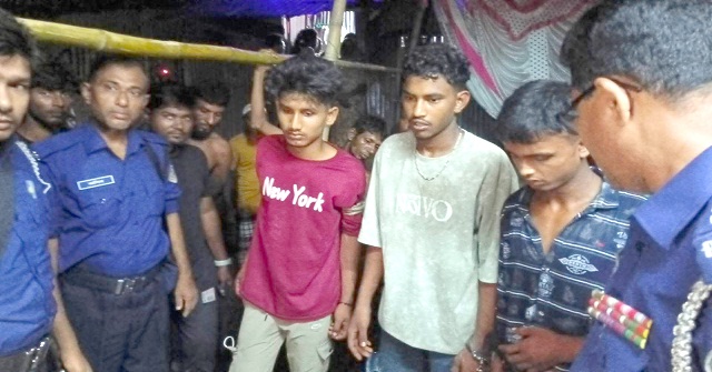 কলাপাড়ায় বিয়ের অনুষ্ঠান থেকে কিশোরকে ডেকে নিয়ে হত্যা, আটক ৩