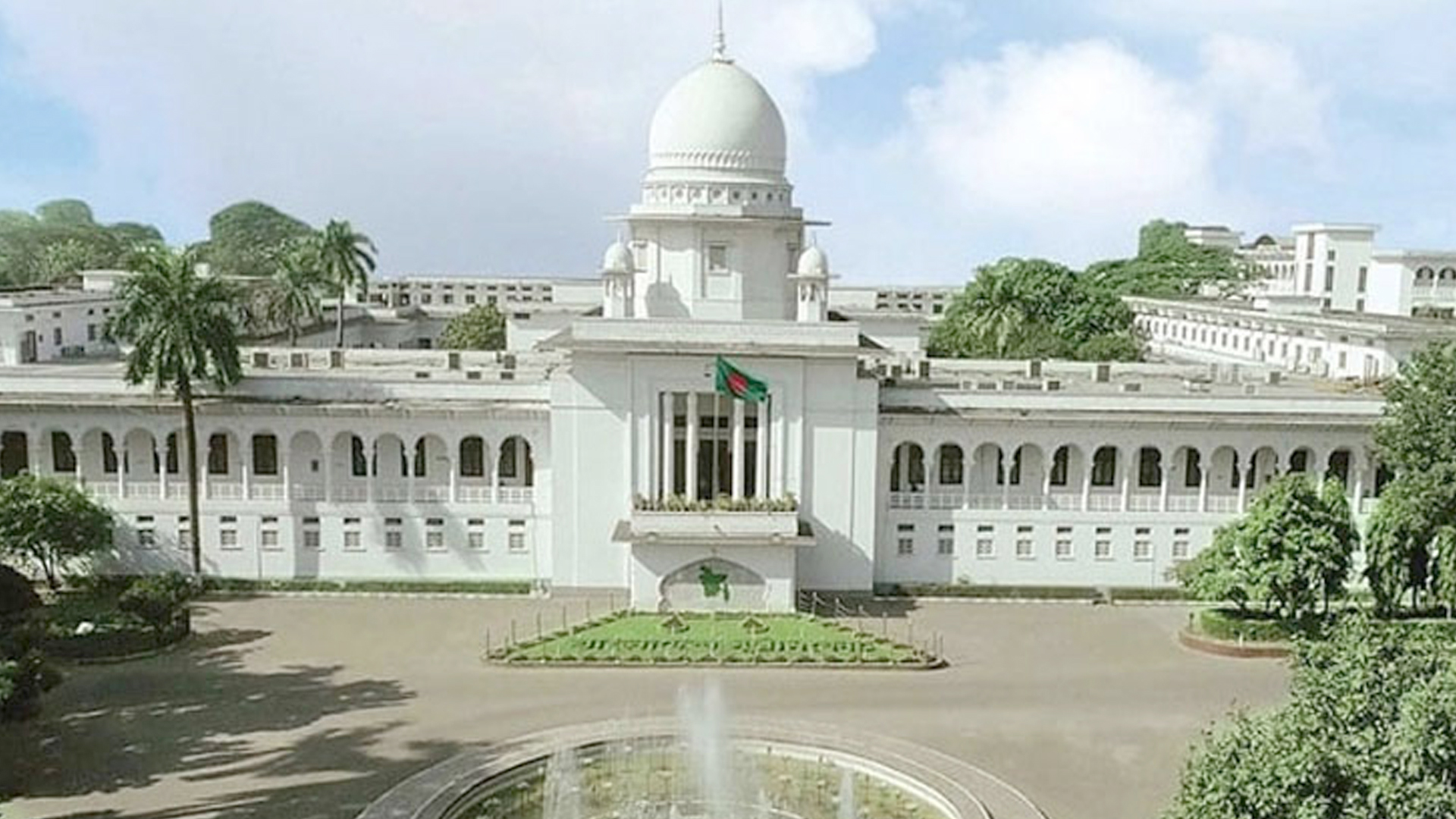 আহতদের উন্নত চিকিৎসা নিশ্চিত করতে হাইকোর্টের নির্দেশ