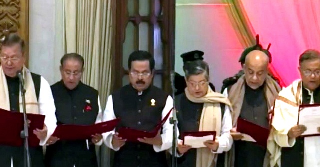 শপথ নিলেন ২৫ মন্ত্রী ও ১১ প্রতিমন্ত্রী