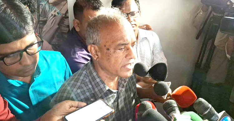 যত প্রভাবশালীই হোক চাঁদাবাজদের ছাড় নেই: স্বরাষ্ট্র উপদেষ্টা