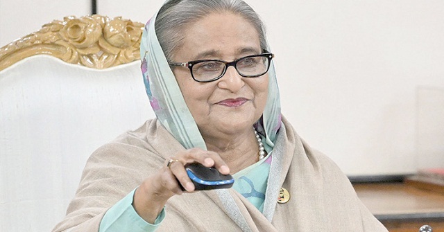  মুরগির জোড়া ১৫০ টাকা