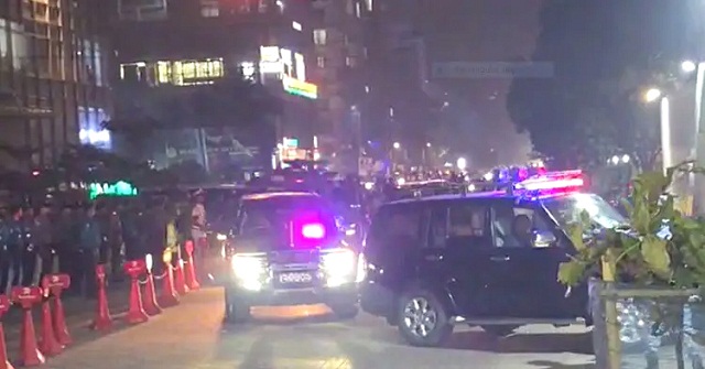 খালেদা জিয়াকে দেখতে এভারকেয়ারে তিন বাহিনী প্রধান