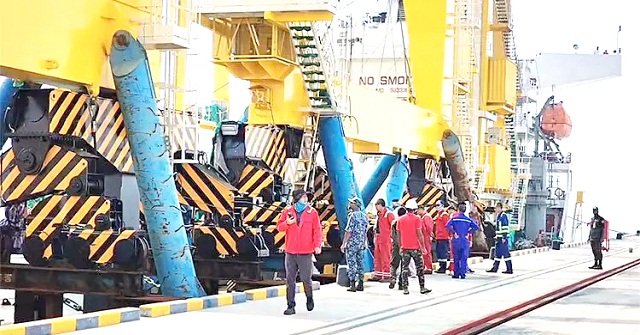 পায়রা বন্দরে যুক্ত হলো পাঁচ অত্যাধুনিক কার্গো হ্যান্ডলিং সরঞ্জাম