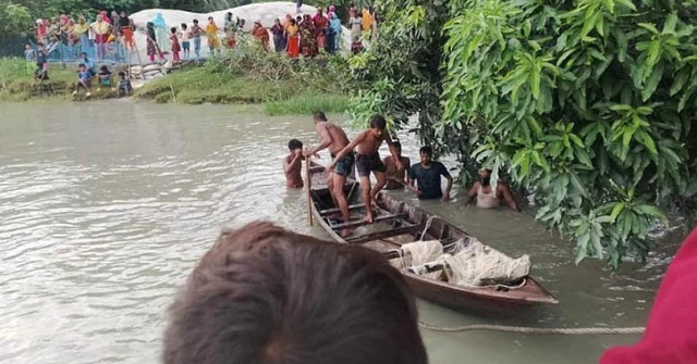  আগৈলঝাড়ায় আওয়ামী লীগের উদ্যোগে শেখ কামালের জন্মবার্ষিকী পালিত
