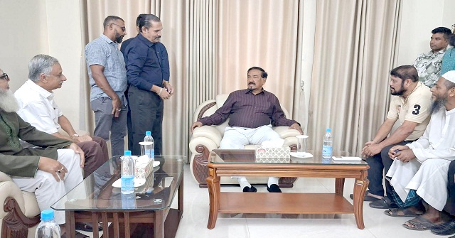 স্পিকারের সঙ্গে জাতীয়তাবাদী সমবায় দল মহানগরের আহ্বায়কের সৌজন্য সাক্ষাৎ
