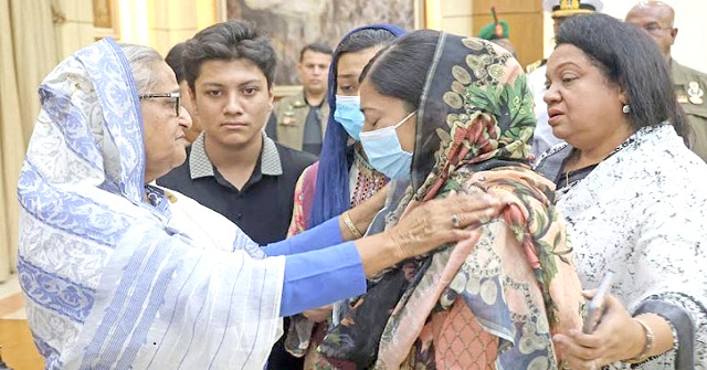  খুঁজে খুঁজে বের করে শাস্তি দেব: প্রধানমন্ত্রী