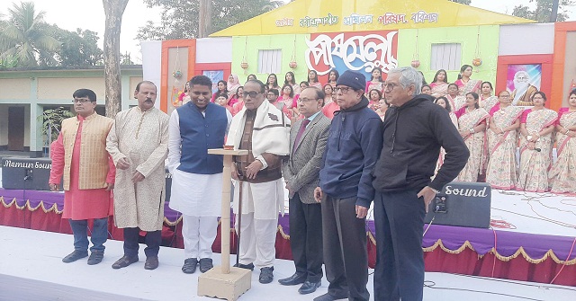 কাউখালী হাট-বাজারে নেই উন্নয়নের ছোঁয়া