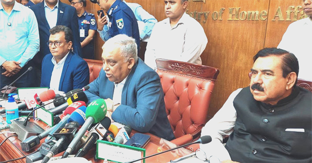 ঈদের আগে শ্রমিক ছাঁটাই করা যাবে না: স্বরাষ্ট্রমন্ত্রী