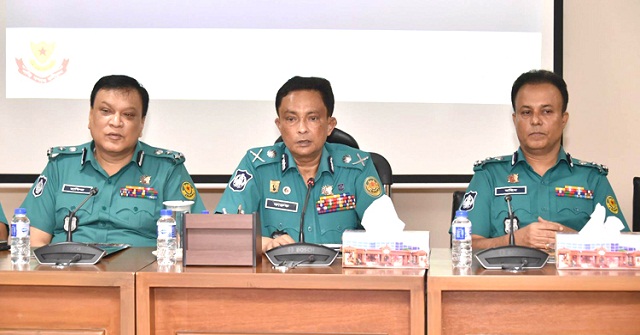 ‘ঈদে নগদ টাকা, গয়না ব্যাংক-আত্মীয়ের বাসায় রেখে যাবেন’