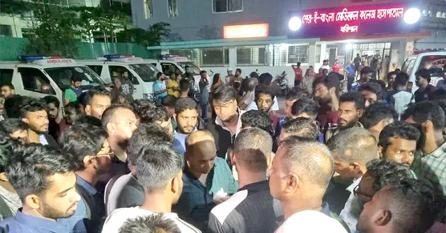  শেবাচিম হাসপাতালে শিশুর মৃত্যু নিয়ে স্বজন-ইন্টার্ন চিকিৎসকদের তুলকালাম