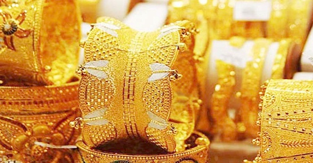 সোনার ভরি দুই লাখ ৭৪ হাজার ছাড়াল