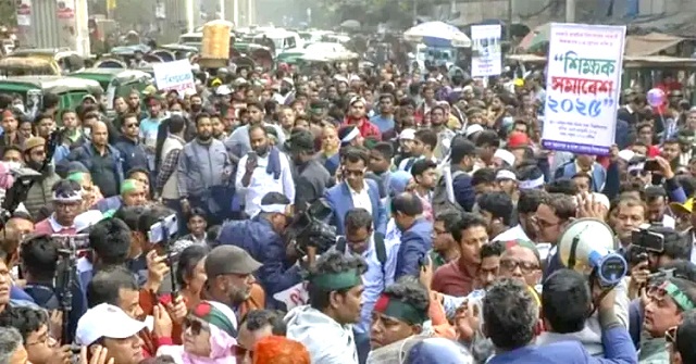 লাগাতার অবস্থান কর্মসূচির ডাক প্রাথমিকের সুপারিশপ্রাপ্ত শিক্ষকদের