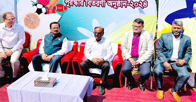  নিজের দায়িত্ব পালন না করে সরকারের সমালোচনায় বিএনপি: নানক 
