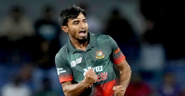 পরপর দুই ওভারে রোহিত-তিলককে ফেরালেন তানজিম