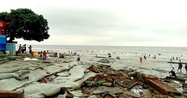 কুয়াকাটায় পর্যটকের ভাটা, বিপাকে পর্যটন খাত 