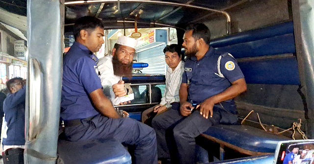 বরগুনায় ভুয়া পদবি ব্যবহার করে চিকিৎসা, ২ জনের কারাদণ্ড