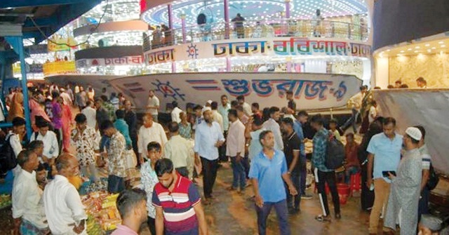 সরকারি সিদ্ধান্তের আগেই বরিশালে বেড়েছে লঞ্চ ভাড়া