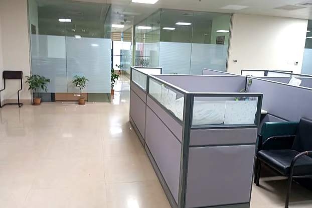  এনবিআরে শাটডাউন: সারা দেশে আমদানি-রপ্তানিসহ বন্ধ শুল্ক–কর কার্যক্রম