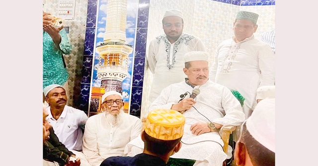 শ্রমিক দল নেতা আব্দুর রাজ্জাক সরদারের রুহের মাগফিরাত কামনায়  শ্রমিক দল নেতা আব্দুর রাজ্জাক সরদারের রুহের মাগফিরাত কামনায় দোয়া মাহফিল