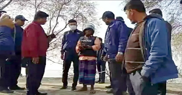 টিকটক ভিডিও বানানোর অপরাধে ‍আটক ৯
