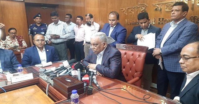 সরকার বদল করতে হলে নির্বাচনে আসতে হবে: স্বরাষ্ট্রমন্ত্রী