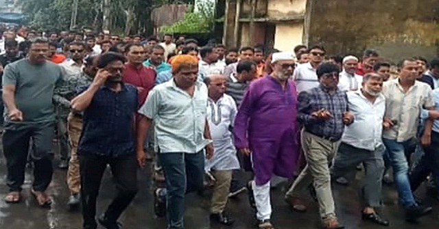 বাকেরগঞ্জে পৌর মেয়রকে গ্রেফতারের দাবিতে আল্টিমেটাম