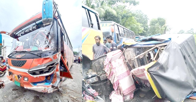 বরিশালে  বাসের সঙ্গে থ্রি হুইলারের সংঘর্ষে মা-ছেলে নিহত