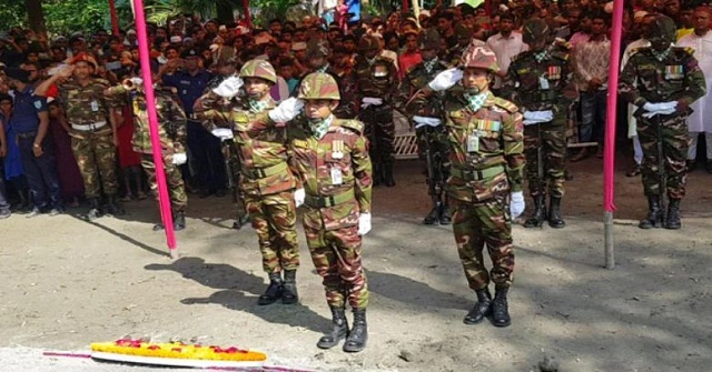 নিজ গ্রামে চিরনিদ্রায় শায়িত শান্তিরক্ষী জাহাঙ্গীর