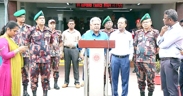 সীমান্তে বিজিবির পিঠ দেখানোর দিন শেষ: স্বরাষ্ট্র উপদেষ্টা