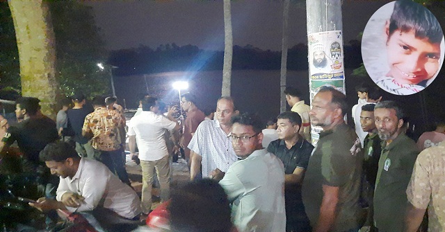 বাগেরহাটে দীঘির কুমির টেনে নিয়েছে ৭ বছরের শিশুকে