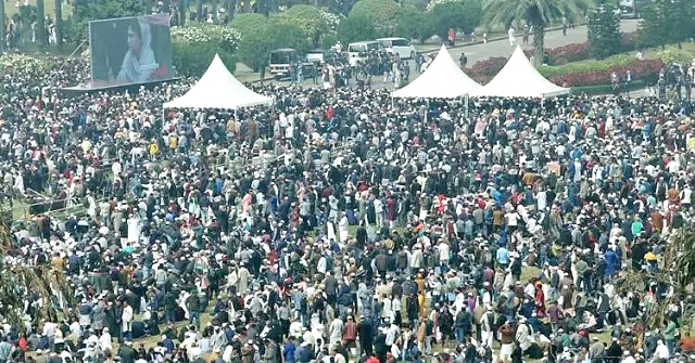 খালেদা জিয়ার জানাজায় অংশ নিয়েছেন বিভিন্ন দেশের কূটনীতিকরা